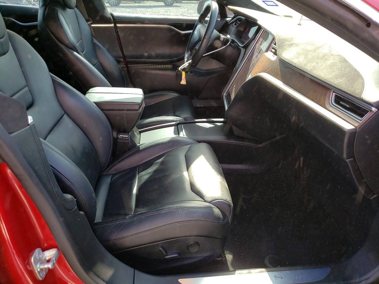 Photo 5 from auction – 2017 TESLA MODEL S with VIN 5YJSA1E26HF189501