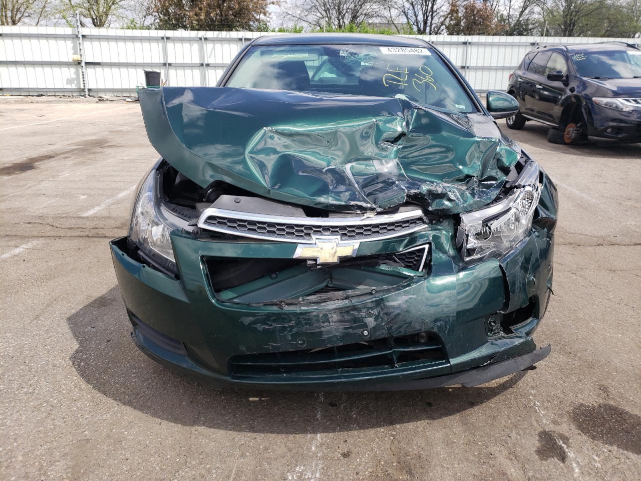Photo 9 from auction – 2014 CHEVROLET CRUZE LT with VIN 1G1PC5SB1E7187841