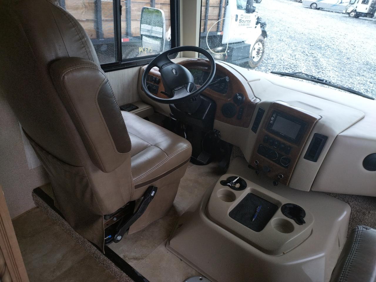 Photo 5 from auction – 2017 FORD F53 with VIN 1F66F5DY6H0A16353