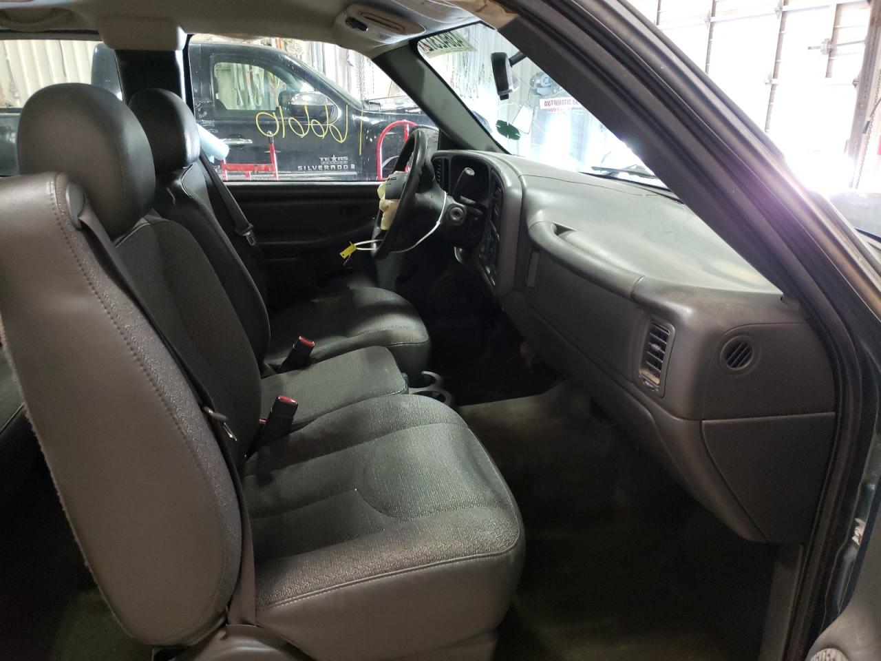 Photo 5 from auction – 2006 GMC NEW SIERRA with VIN 1GTEC19V36Z232114