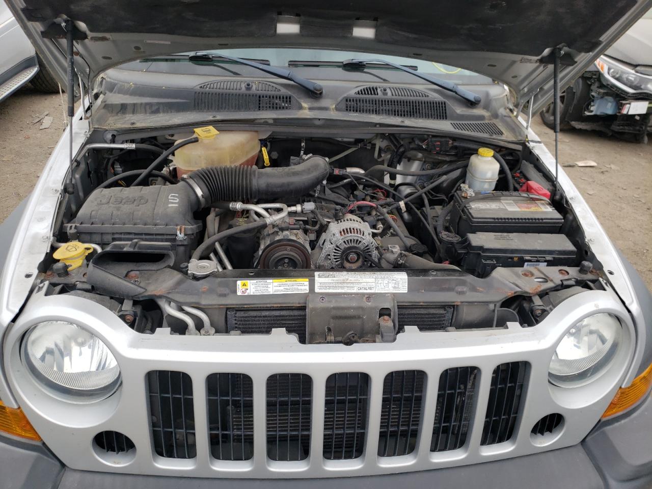 Photo 7 from auction – 2007 JEEP LIBERTY SP with VIN 1J4GL48K87W671615