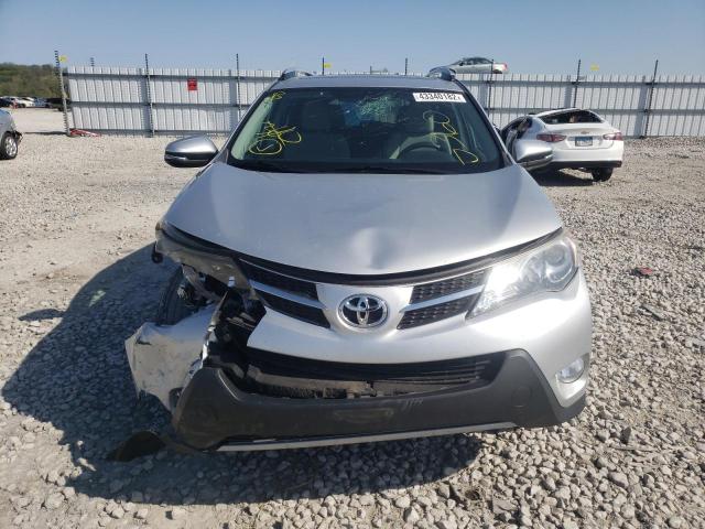 Photo 9 from auction – 2015 TOYOTA RAV4 XLE with VIN 2T3RFREV2FW332623