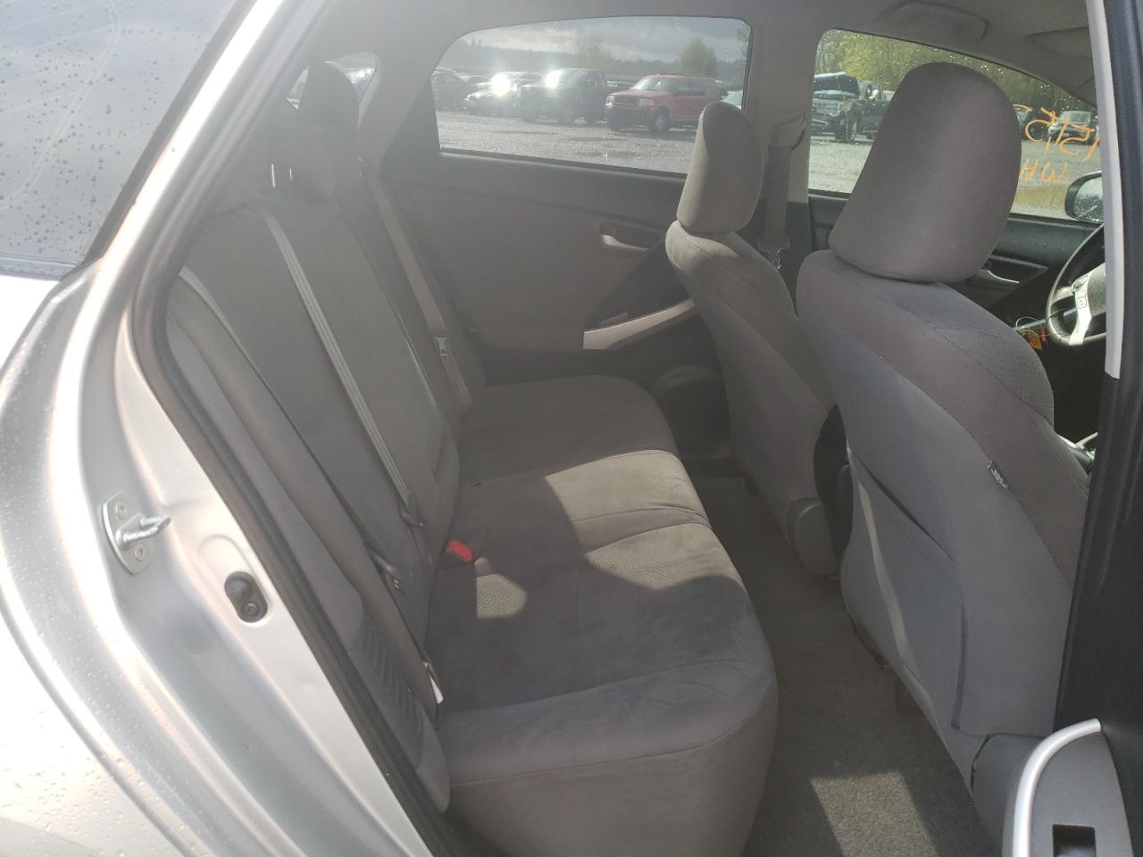 Photo 6 from auction – 2013 TOYOTA PRIUS with VIN JTDKN3DU7D5688791