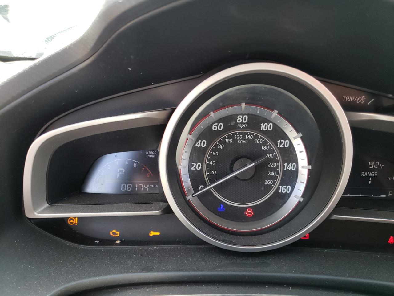 Photo 8 from auction – 2016 MAZDA 3 TOURING with VIN JM1BM1W70G1301038