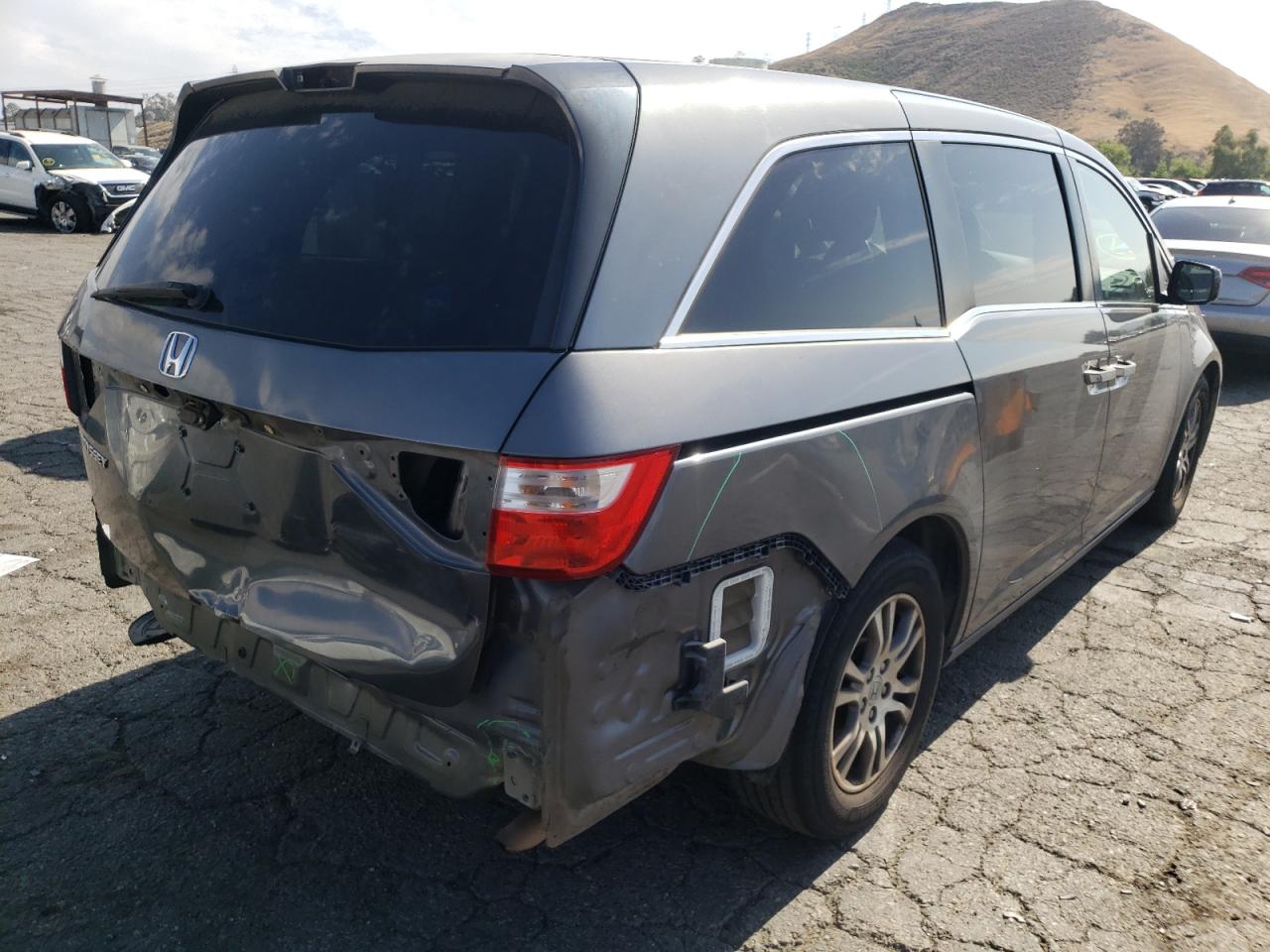 Photo 4 from auction – 2011 HONDA ODYSSEY EX with VIN 5FNRL5H4XBB076039