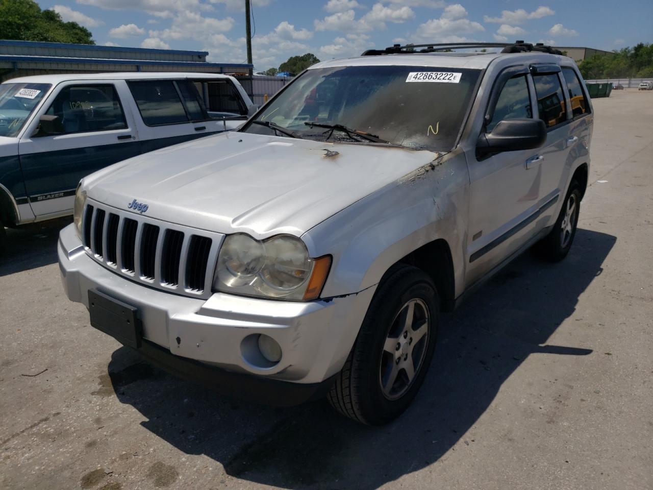 Photo 2 from auction – 2007 JEEP GRAND CHER with VIN 1J8GS48K47C632703