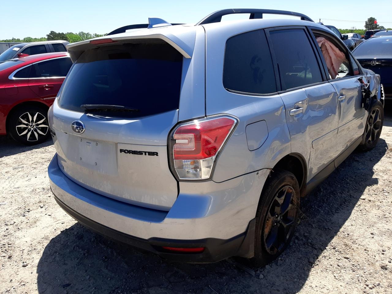 Photo 4 from auction – 2018 SUBARU FORESTER 2 with VIN JF2SJAGC4JH605297