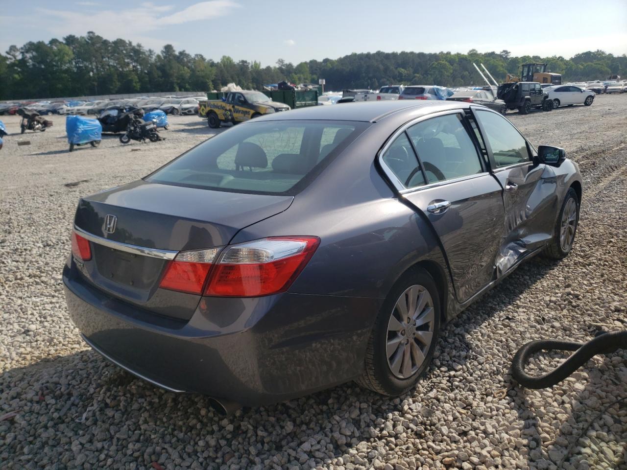 Photo 4 from auction – 2015 HONDA ACCORD EX with VIN 1HGCR2F7XFA226814