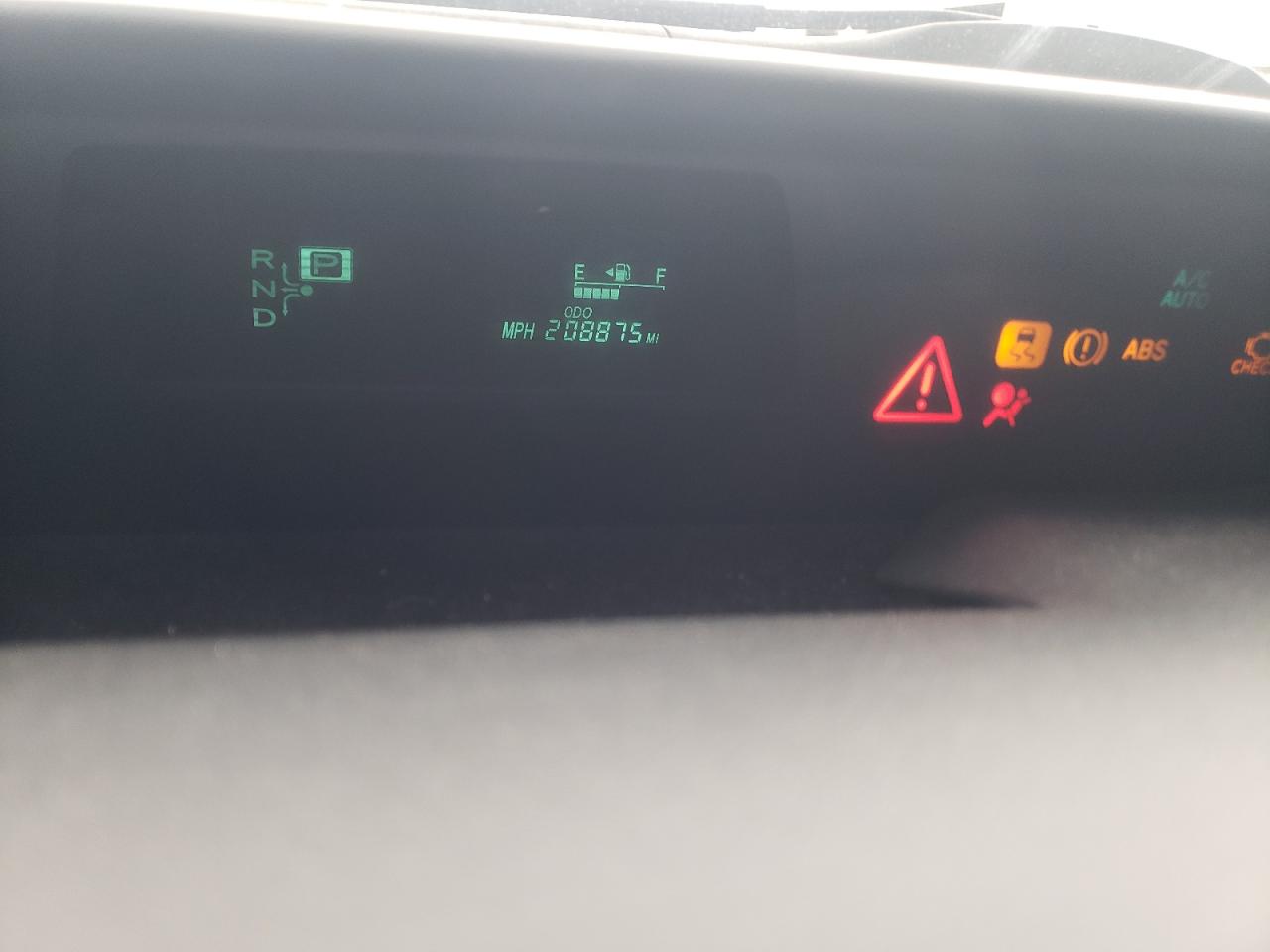 Photo 8 from auction – 2006 TOYOTA PRIUS with VIN JTDKB20U567080140