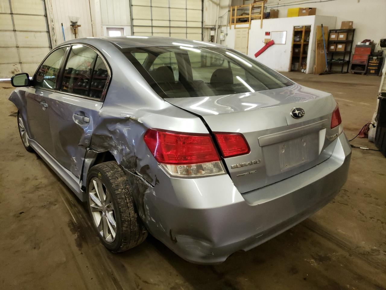 Photo 3 from auction – 2014 SUBARU LEGACY 2.5 with VIN 4S3BMCA68E3016017