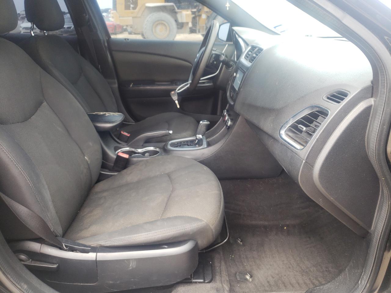 Photo 5 from auction – 2013 DODGE AVENGER SE with VIN 1C3CDZAB7DN676092