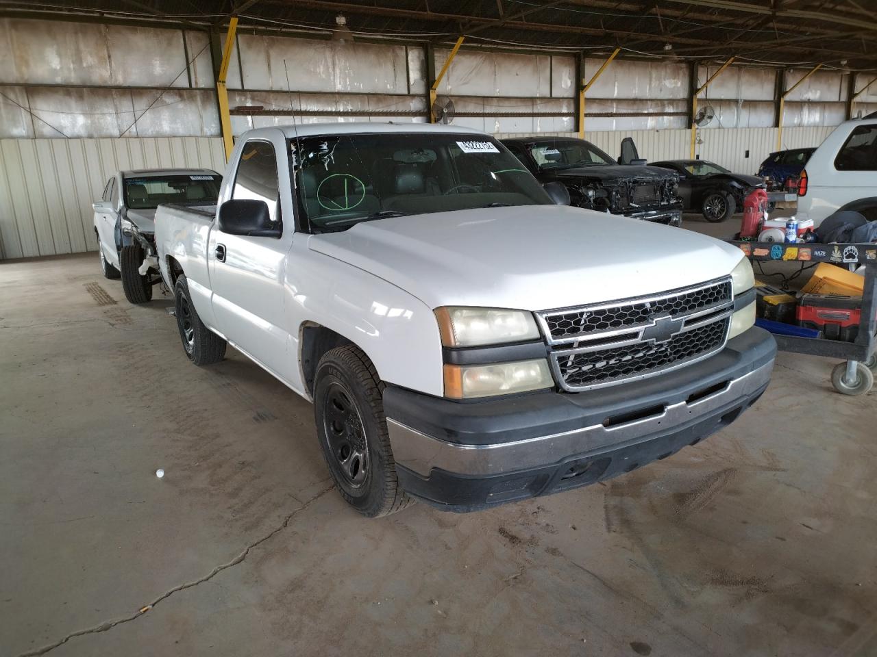 CHEVROLET SILVERADO 2007 with VIN 1GCEC14XX7Z169183 - Photo from auction