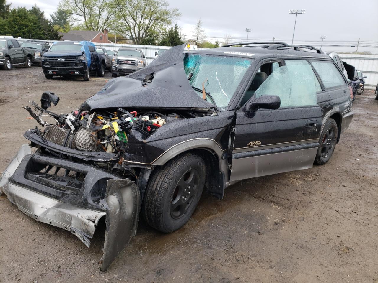 Photo 2 from auction – 1997 SUBARU LEGACY OUT with VIN 4S3BG6855V7626164
