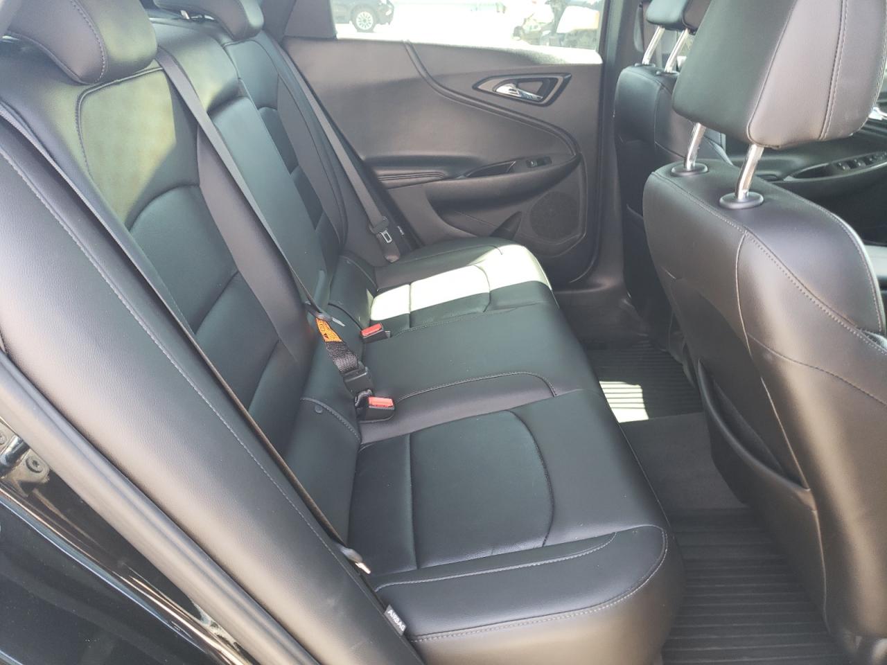 Photo 6 from auction – 2016 CHEVROLET MALIBU LT with VIN 1G1ZE5ST7GF252616
