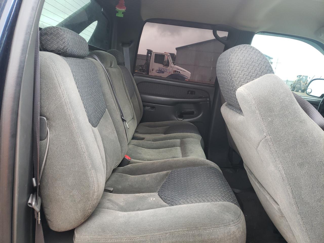 Photo 6 from auction – 2004 CHEVROLET AVALANCHE with VIN 3GNEK12TX4G160716