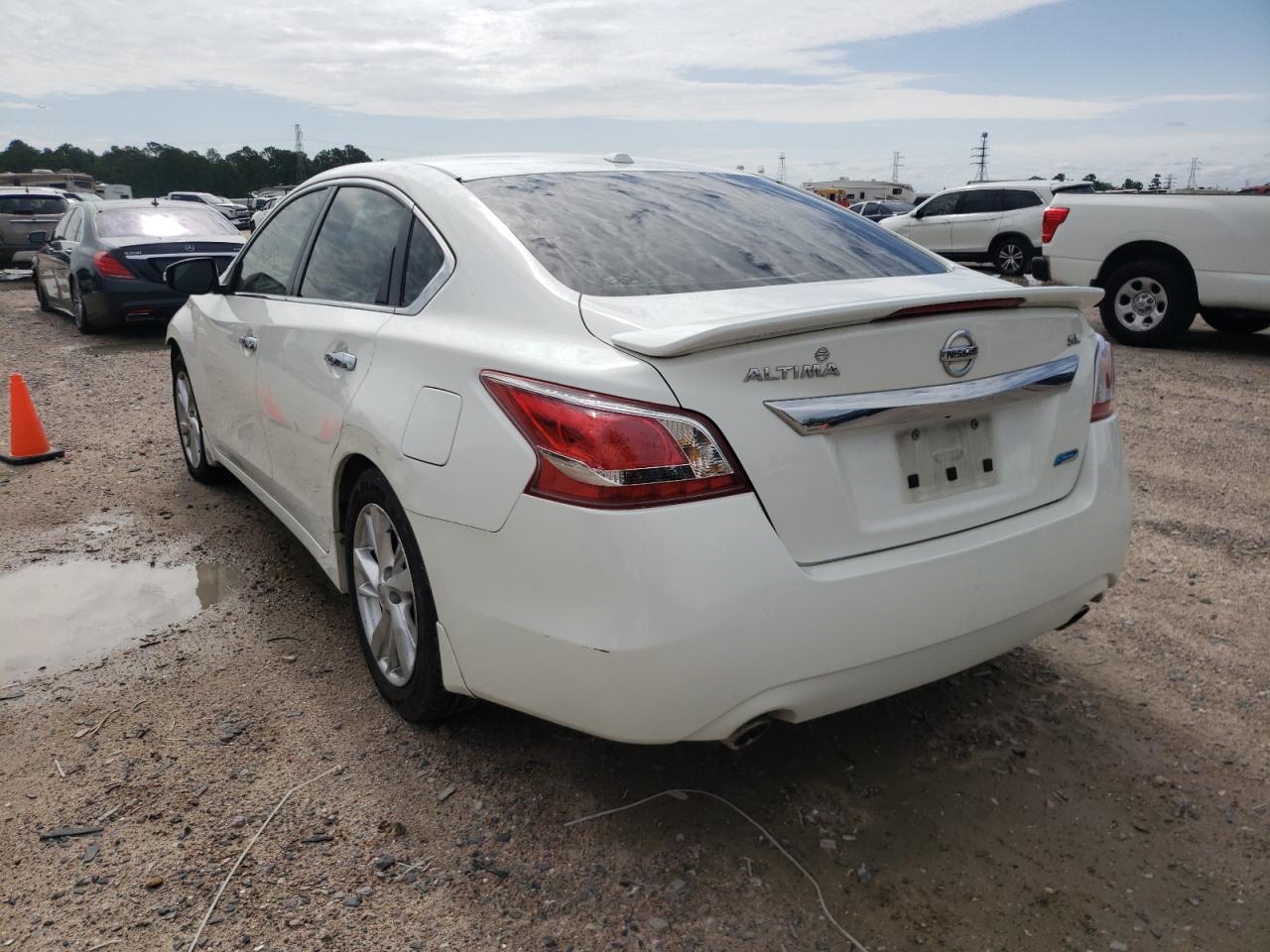 Photo 3 from auction – 2013 NISSAN ALTIMA 2.5 with VIN 1N4AL3AP8DN512211