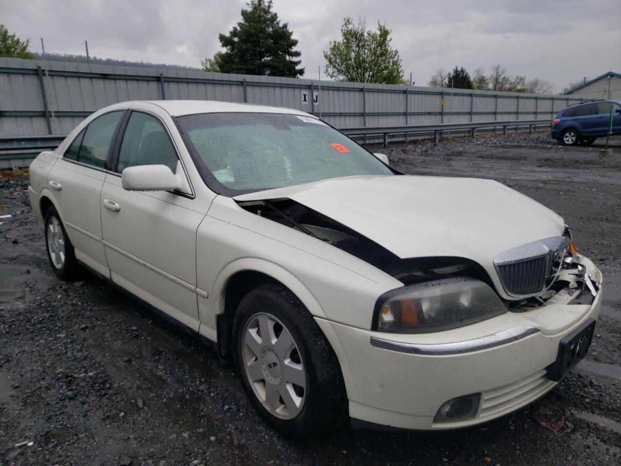LINCOLN LS 2004 with VIN 1LNHM86S34Y683815 - Photo from auction