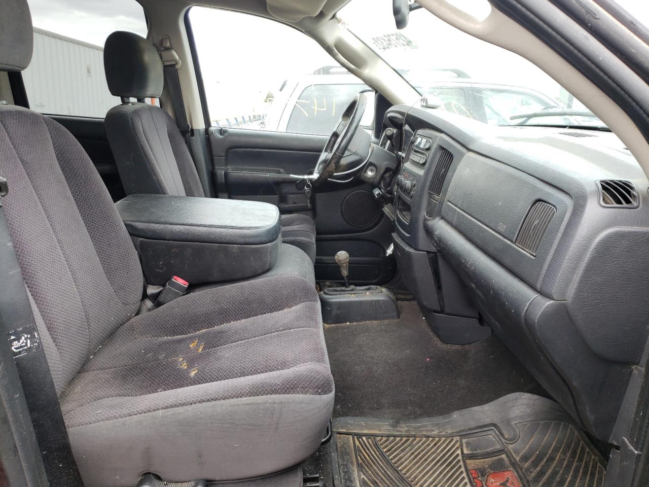 Photo 18 from auction – 2005 DODGE RAM 1500 S with VIN 1D7HU18D65S340310
