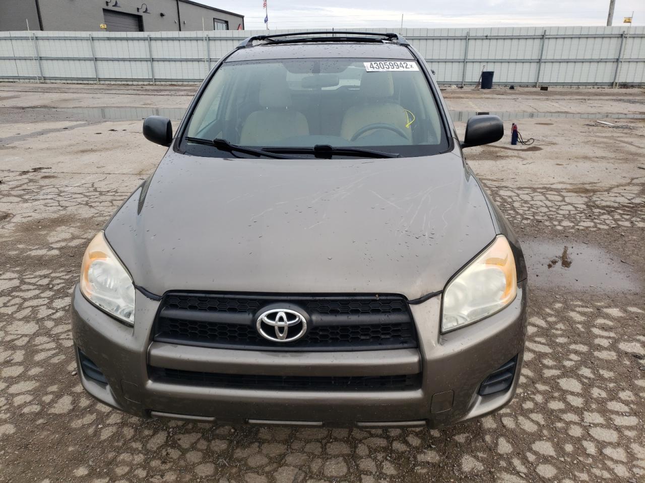 Photo 9 from auction – 2010 TOYOTA RAV4 with VIN JTMZF4DV1A5026792