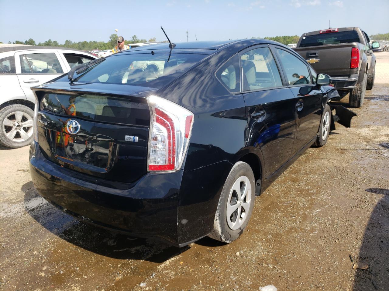 Photo 4 from auction – 2013 TOYOTA PRIUS with VIN JTDKN3DUXD1688341