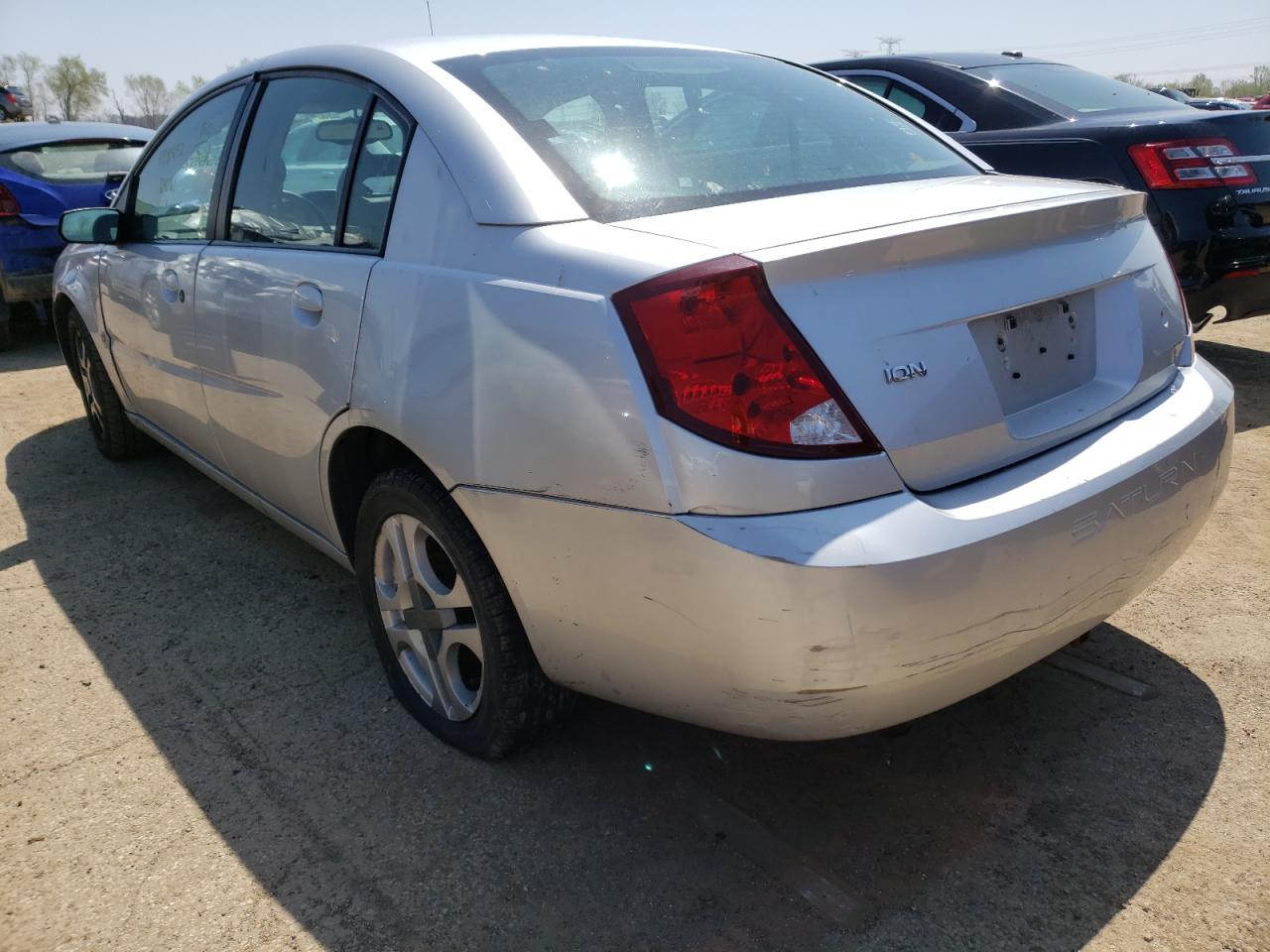 Zdjęcie 3 z aukcji – 2004 SATURN ION LEVEL z VIN 1G8AL52F44Z170772
