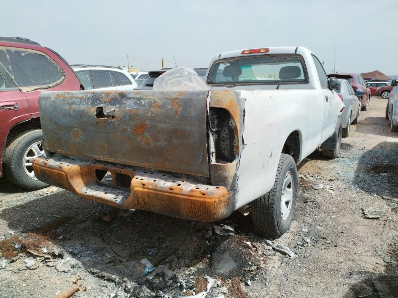 Photo 4 from auction – 2002 TOYOTA TUNDRA with VIN 5TBJN32122S247994