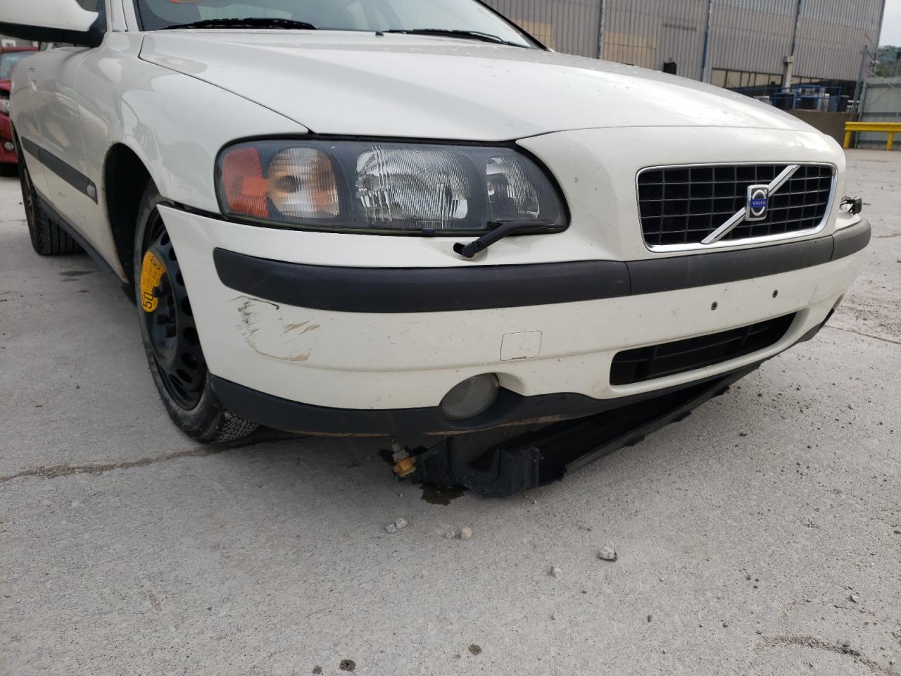 Photo 9 from auction – 2001 VOLVO S60 2.4T with VIN YV1RS58D212040666