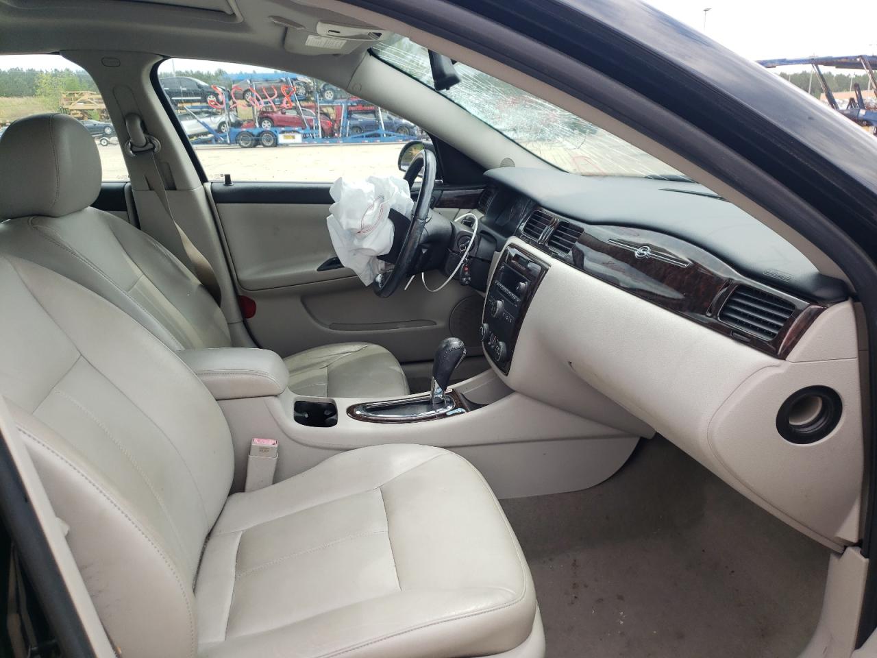 Photo 5 from auction – 2013 CHEVROLET IMPALA LTZ with VIN 2G1WC5E35D1139867