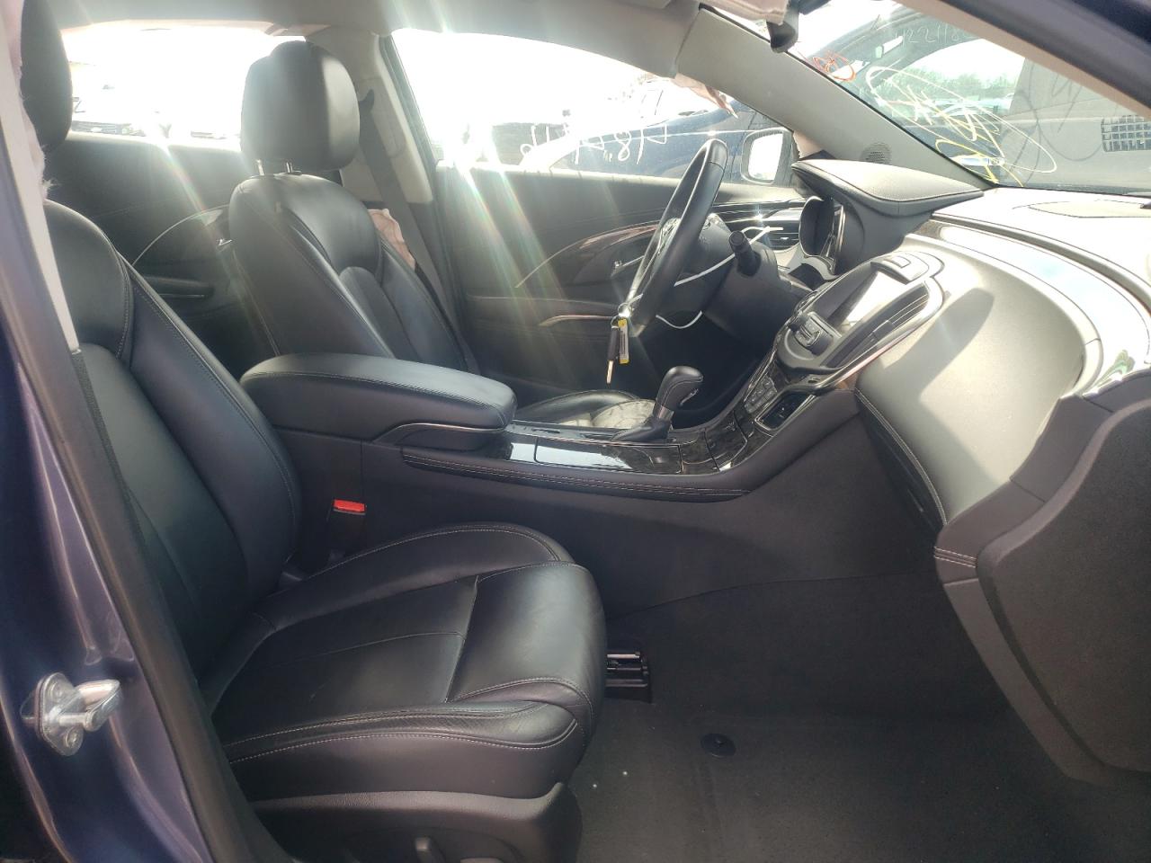Photo 5 from auction – 2014 BUICK LACROSSE with VIN 1G4GB5G32EF134708