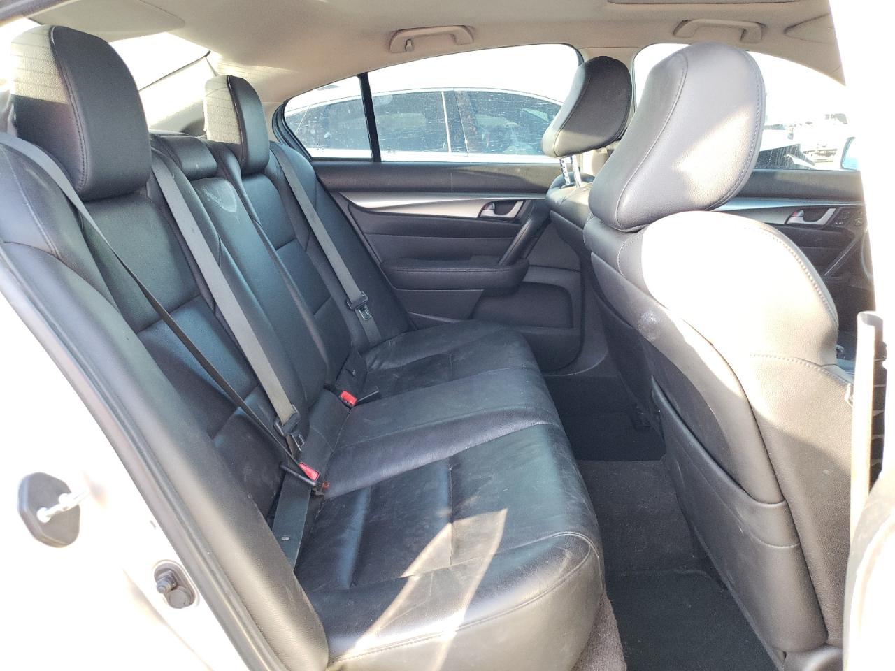 Photo 6 from auction – 2009 ACURA TL with VIN 19UUA86259A002051