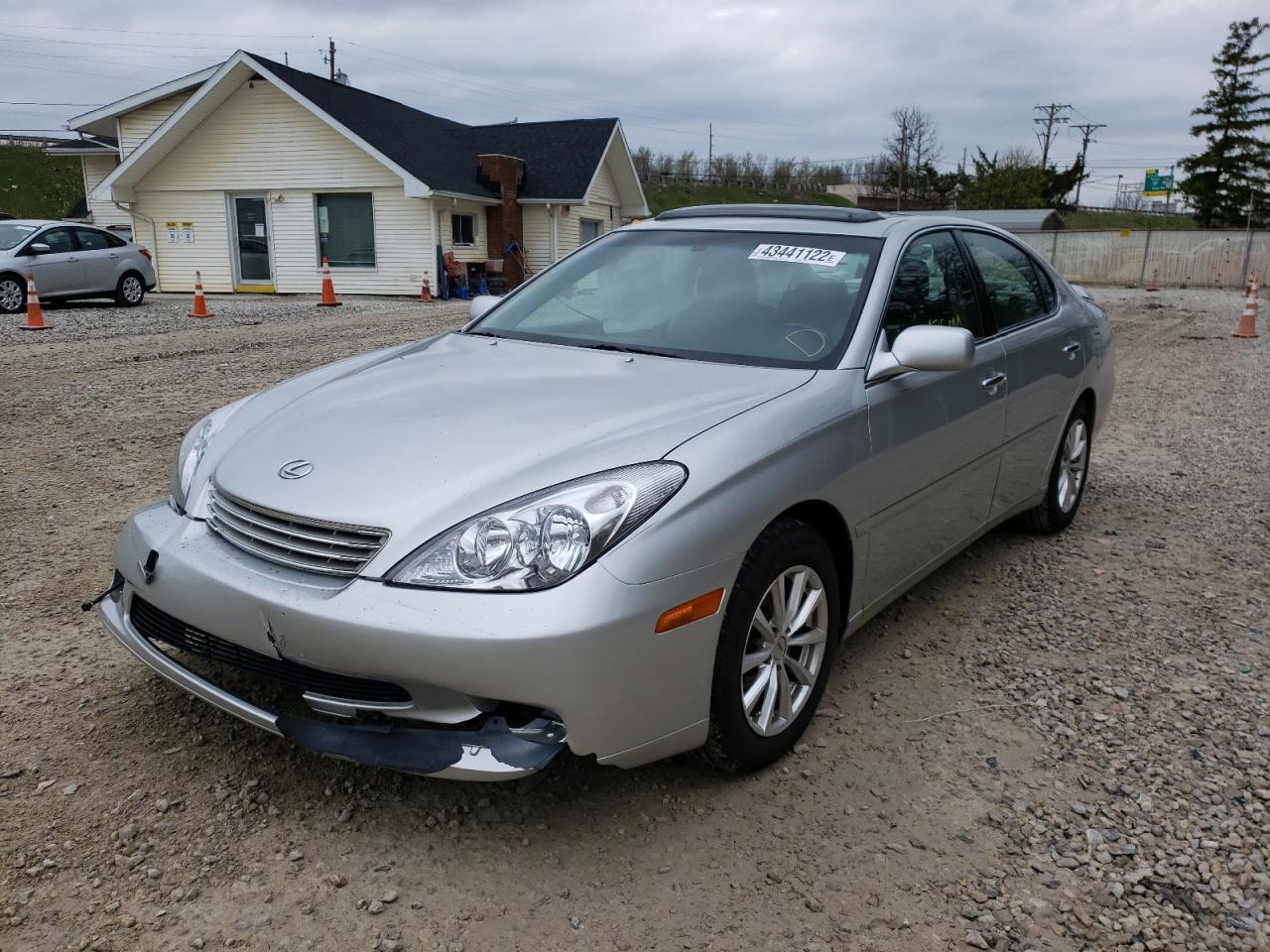 Photo 2 from auction – 2004 LEXUS ES 330 with VIN JTHBA30G340007632