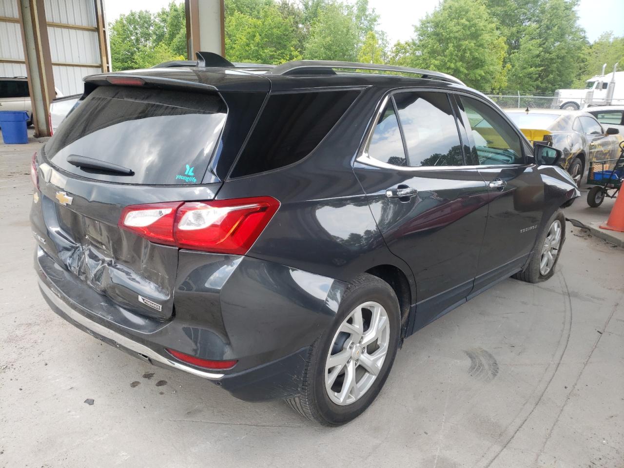 Photo 4 from auction – 2018 CHEVROLET EQUINOX PR with VIN 2GNAXMEV8J6205769