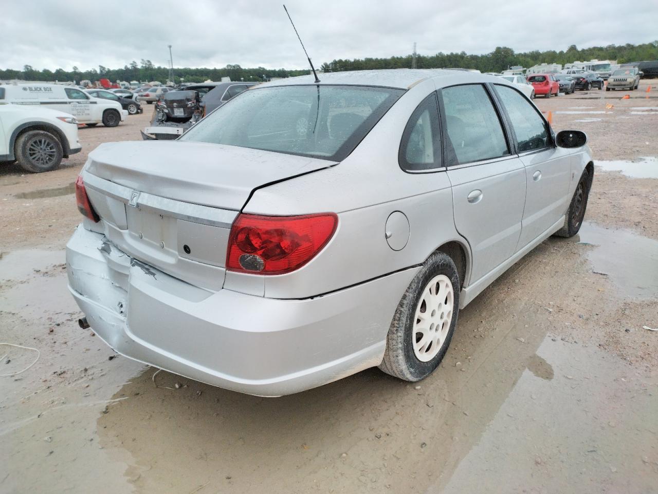 Photo 4 from auction – 2004 SATURN L300 LEVEL with VIN 1G8JC54F54Y507436
