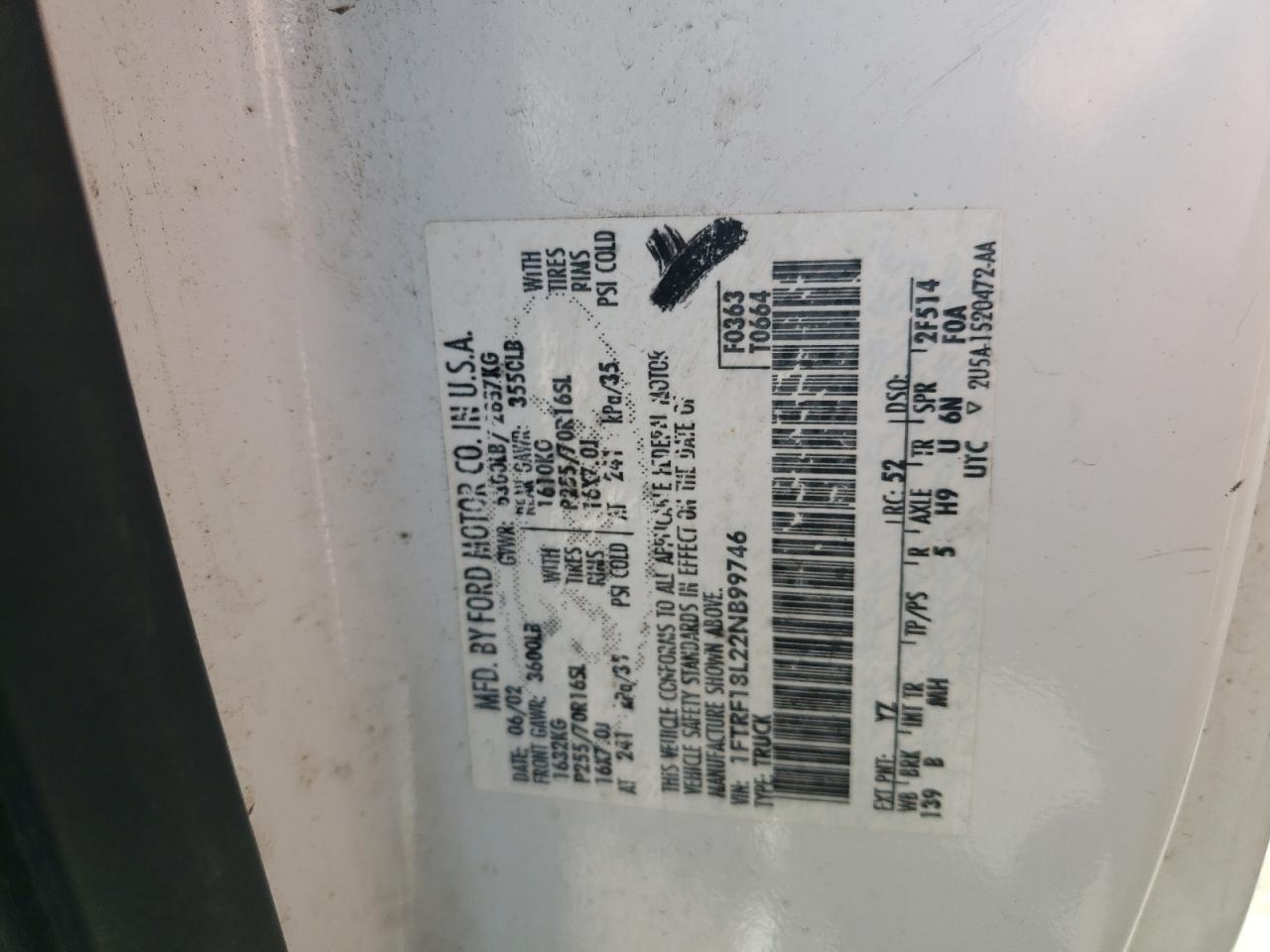 Photo 10 from auction – 2002 FORD F150 with VIN 1FTRF18L22NB99746