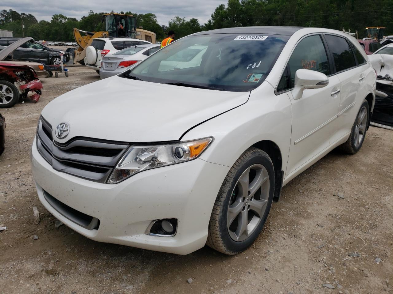 Photo 2 from auction – 2014 TOYOTA VENZA LE with VIN 4T3ZK3BBXEU069394