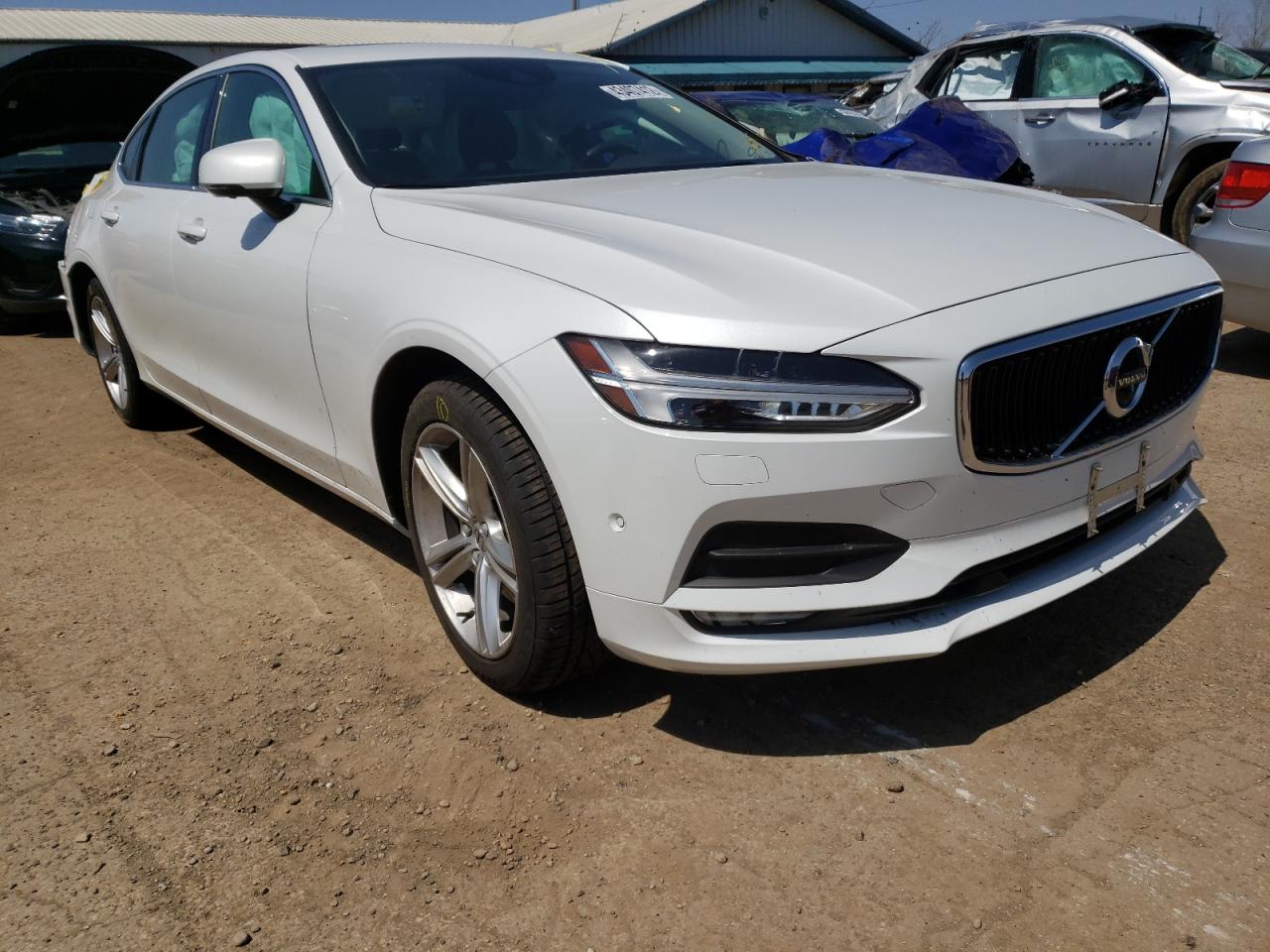 VOLVO S90 T5 MOM 2018 with VIN LVY982MK8JP027780 - Photo from auction