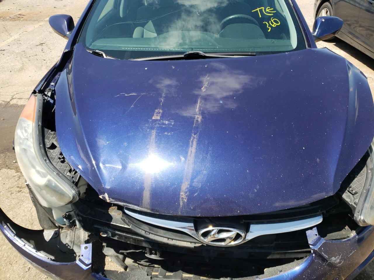 Photo 7 from auction – 2011 HYUNDAI ELANTRA GL with VIN 5NPDH4AE0BH011968