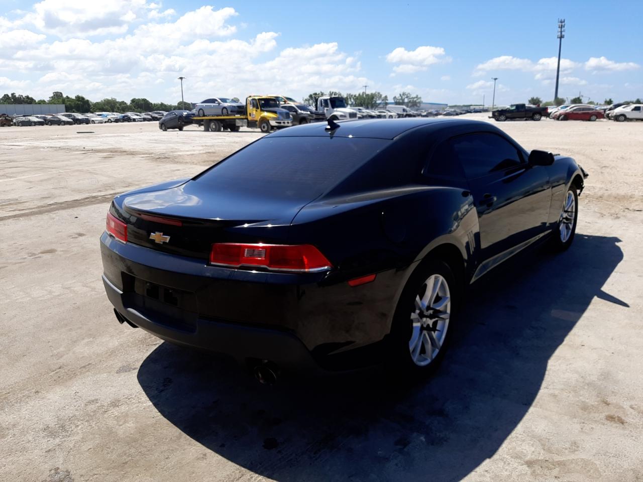 Photo 4 from auction – 2014 CHEVROLET CAMARO LS with VIN 2G1FA1E31E9248909