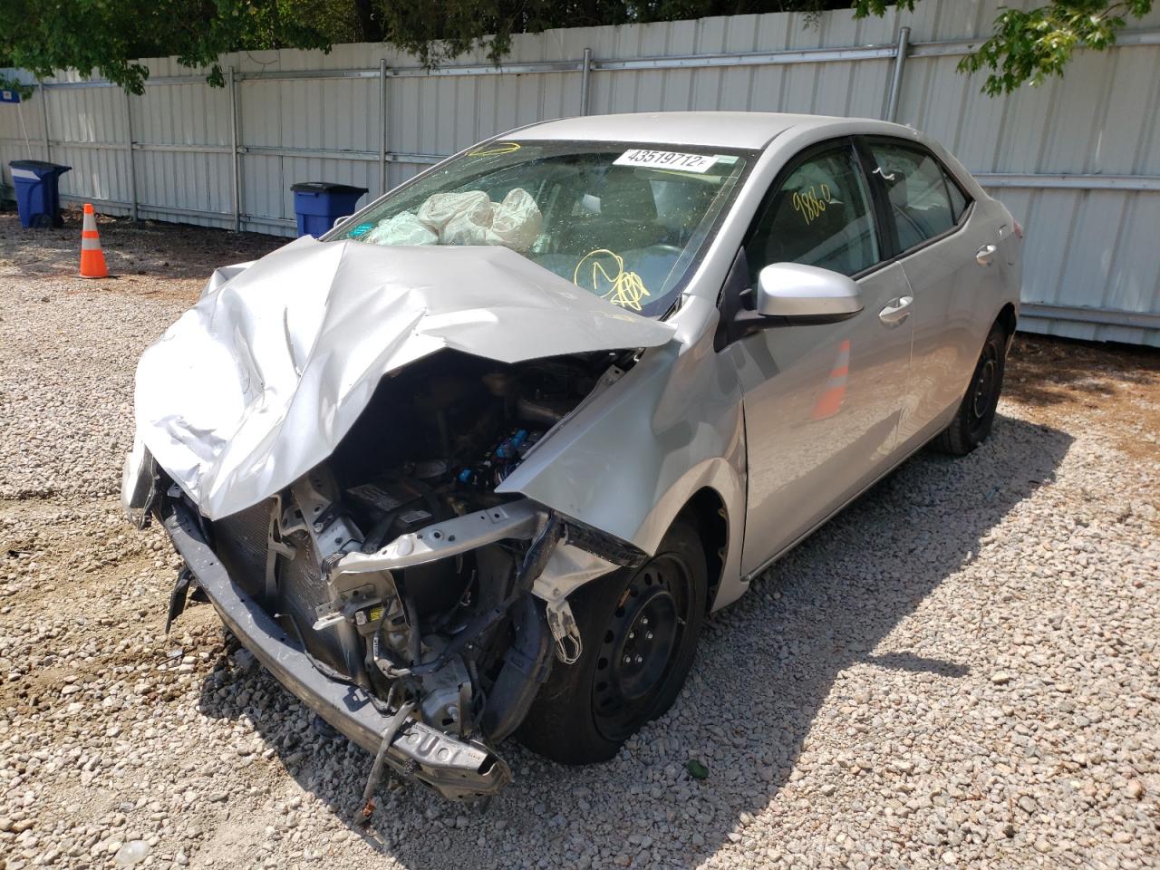 Photo 2 from auction – 2015 TOYOTA COROLLA L with VIN 5YFBURHE5FP287948