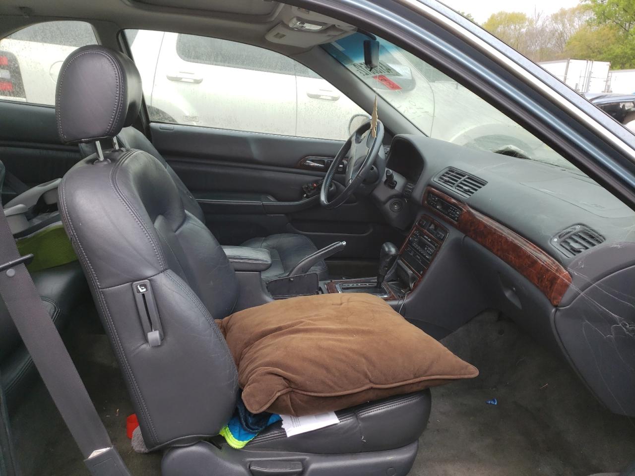 Photo 5 from auction – 1998 ACURA 3.0CL with VIN 19UYA2255WL010228