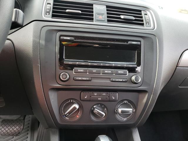 Photo 9 from auction – 2015 VOLKSWAGEN JETTA SE with VIN 3VWD17AJ8FM242519