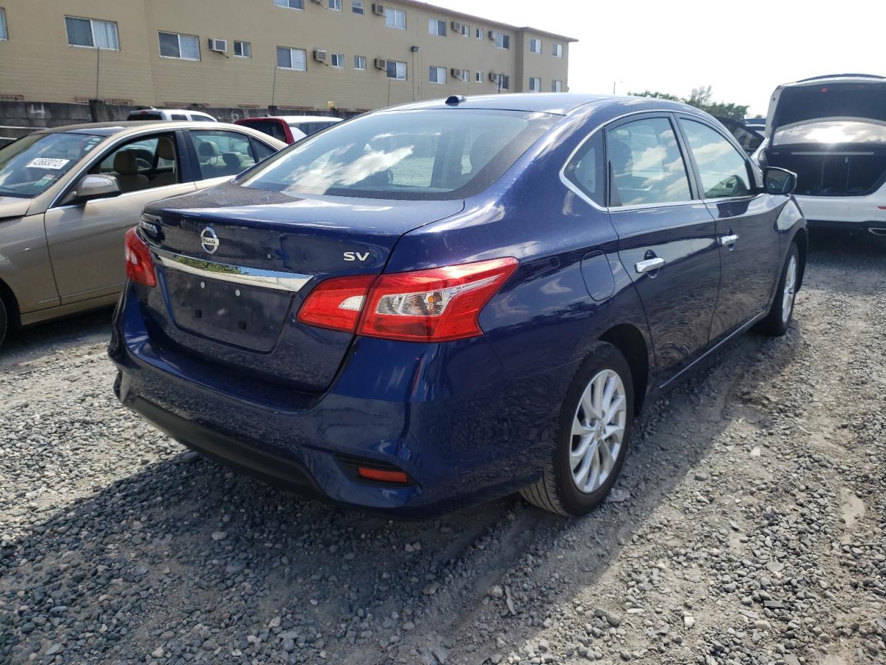 Photo 4 from auction – 2019 NISSAN SENTRA S with VIN 3N1AB7AP1KY250944