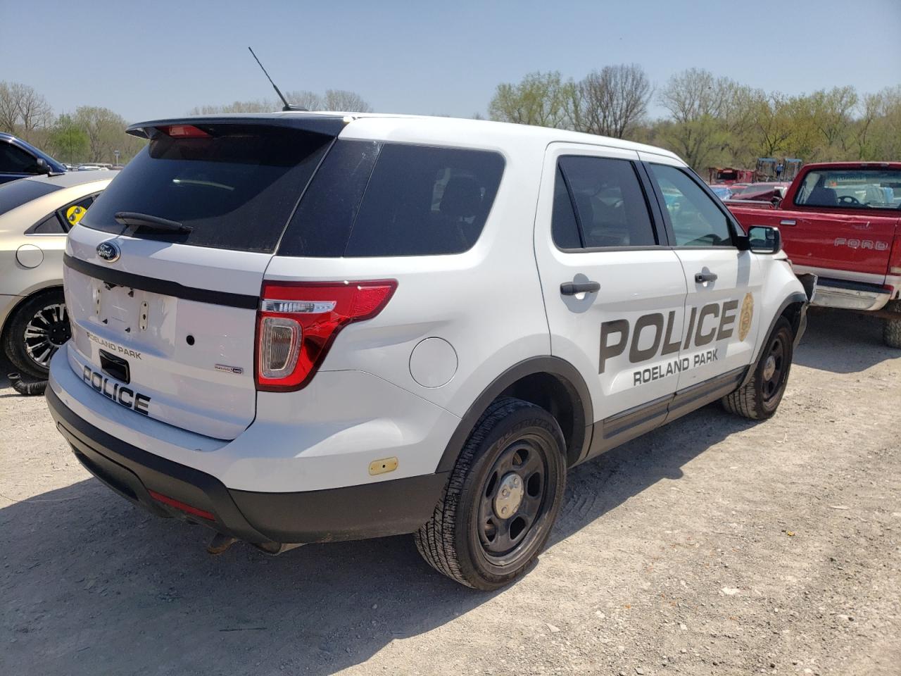 Photo 4 from auction – 2015 FORD EXPLORER P with VIN 1FM5K8AR6FGC26809