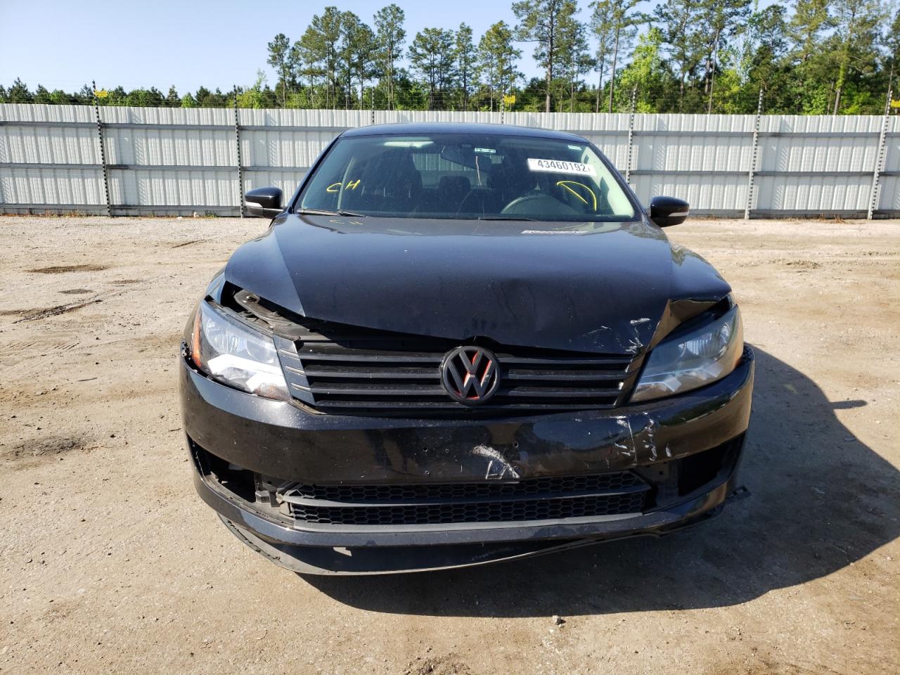 Photo 9 from auction – 2014 VOLKSWAGEN PASSAT S with VIN 1VWAT7A3XEC080973