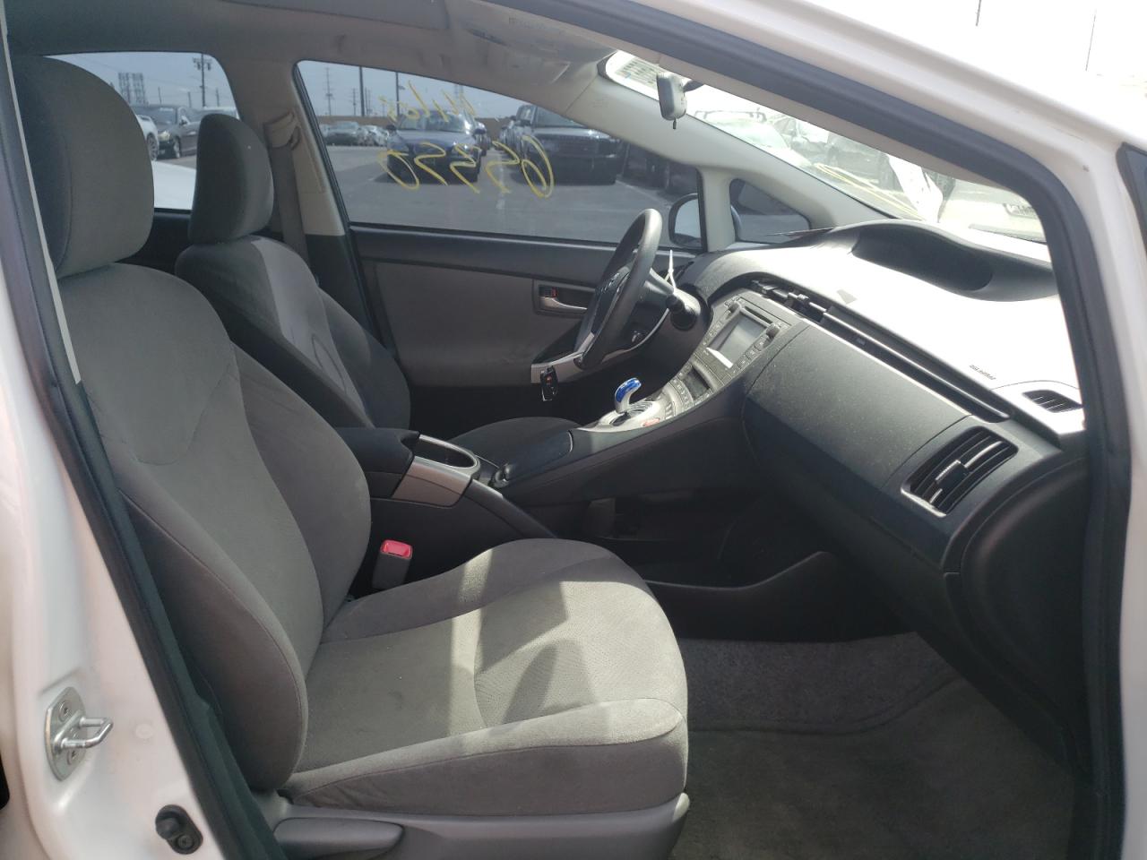 Photo 5 from auction – 2012 TOYOTA PRIUS with VIN JTDKN3DU0C5480699