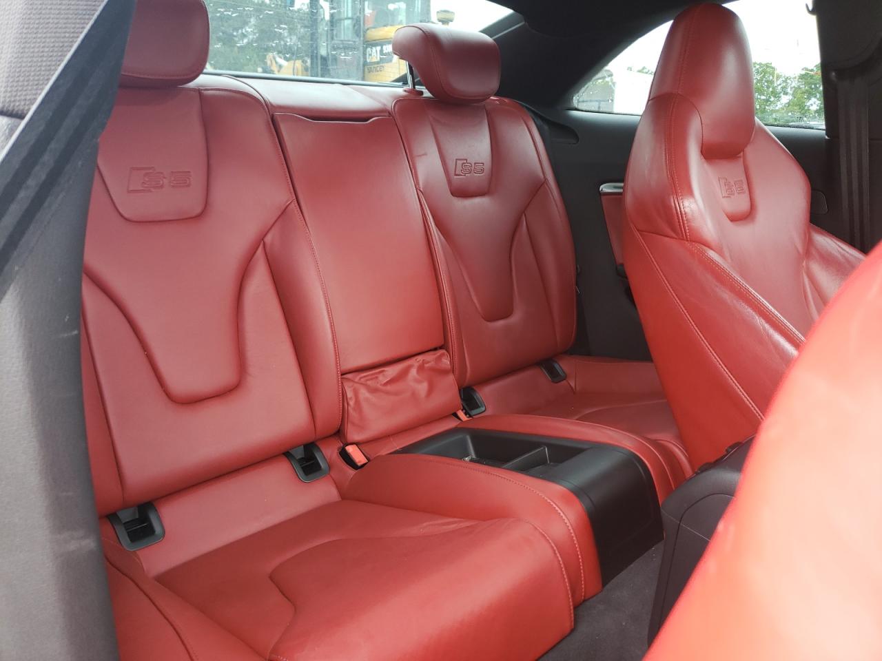 Photo 6 from auction – 2010 AUDI S5 PRESTIG with VIN WAUVVAFR3AA028113