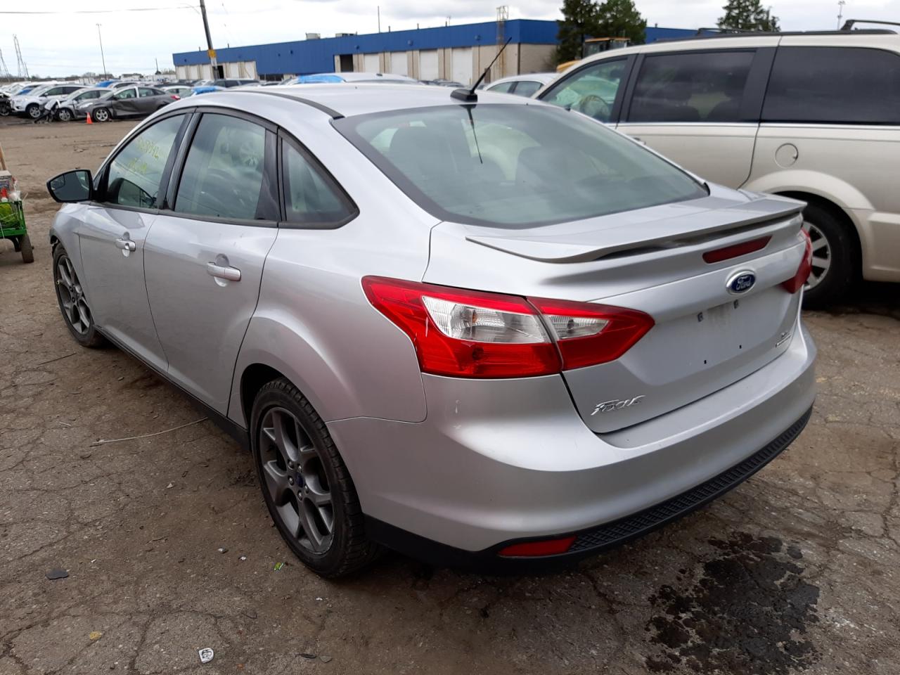 Photo 3 from auction – 2014 FORD FOCUS SE with VIN 1FADP3F2XEL429228
