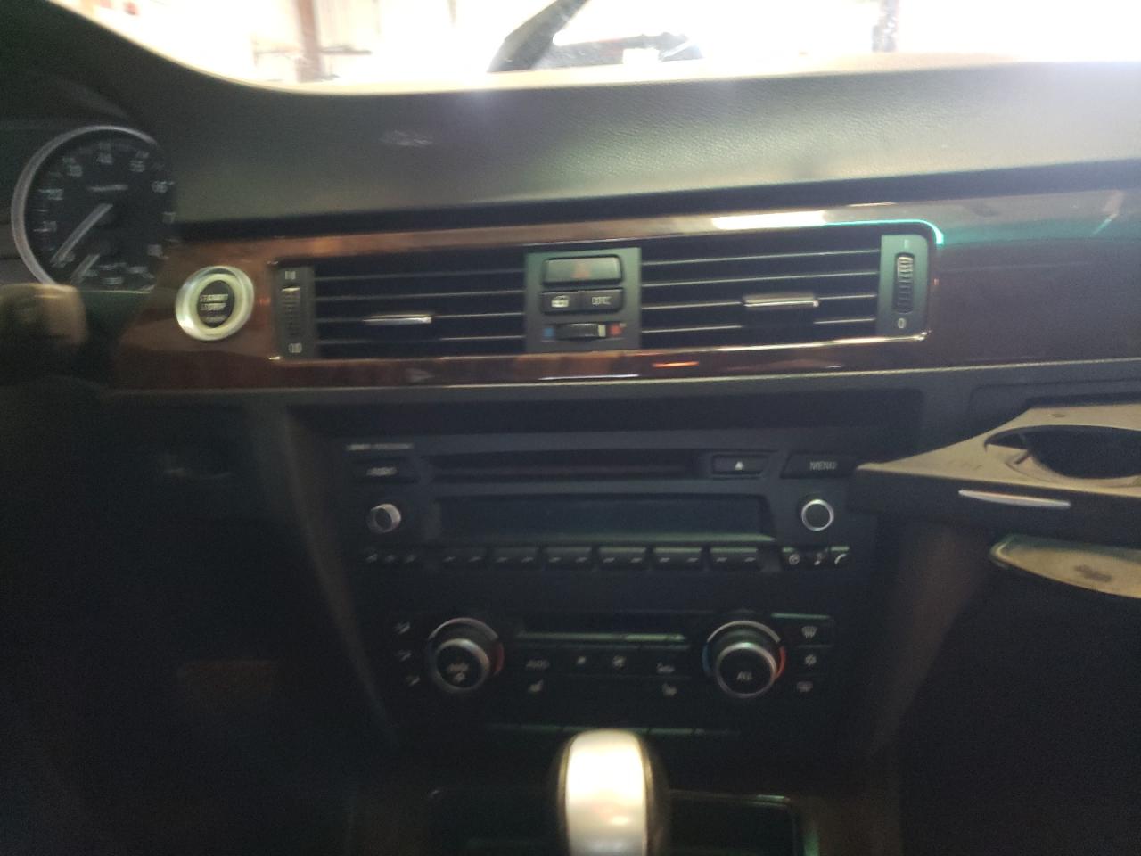 Photo 9 from auction – 2011 BMW 335 XI with VIN WBAPL5C58BA919121