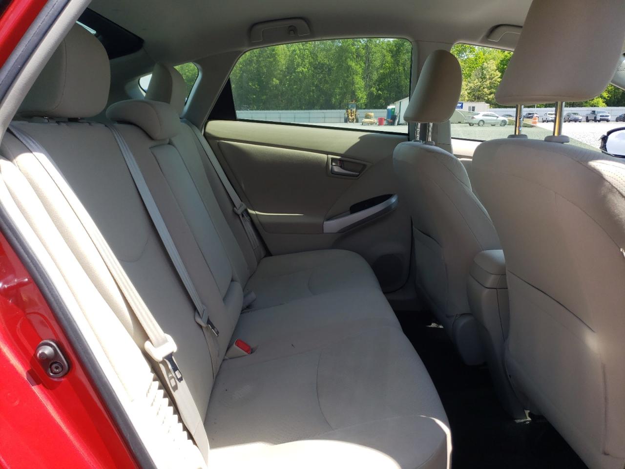 Photo 6 from auction – 2013 TOYOTA PRIUS with VIN JTDKN3DU3D1628384