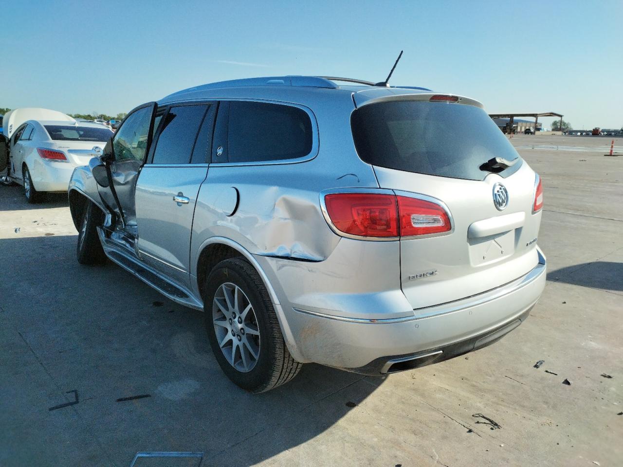 Photo 3 from auction – 2014 BUICK ENCLAVE with VIN 5GAKRBKD1EJ155251